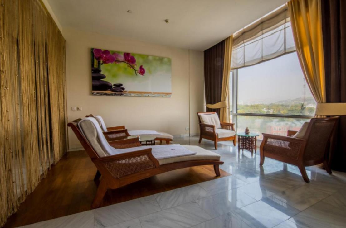 Dushanbe Serena Hotel Екстер'єр фото