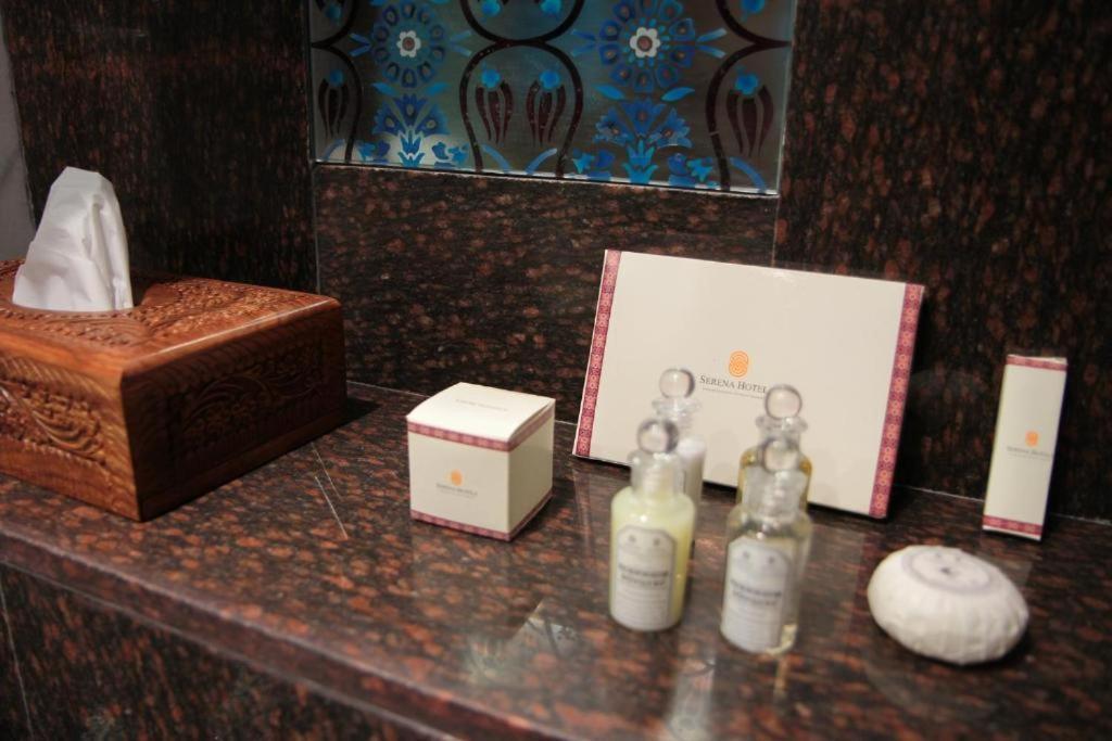 Dushanbe Serena Hotel Екстер'єр фото