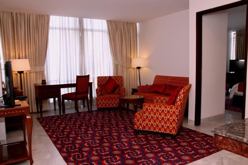 Dushanbe Serena Hotel Екстер'єр фото
