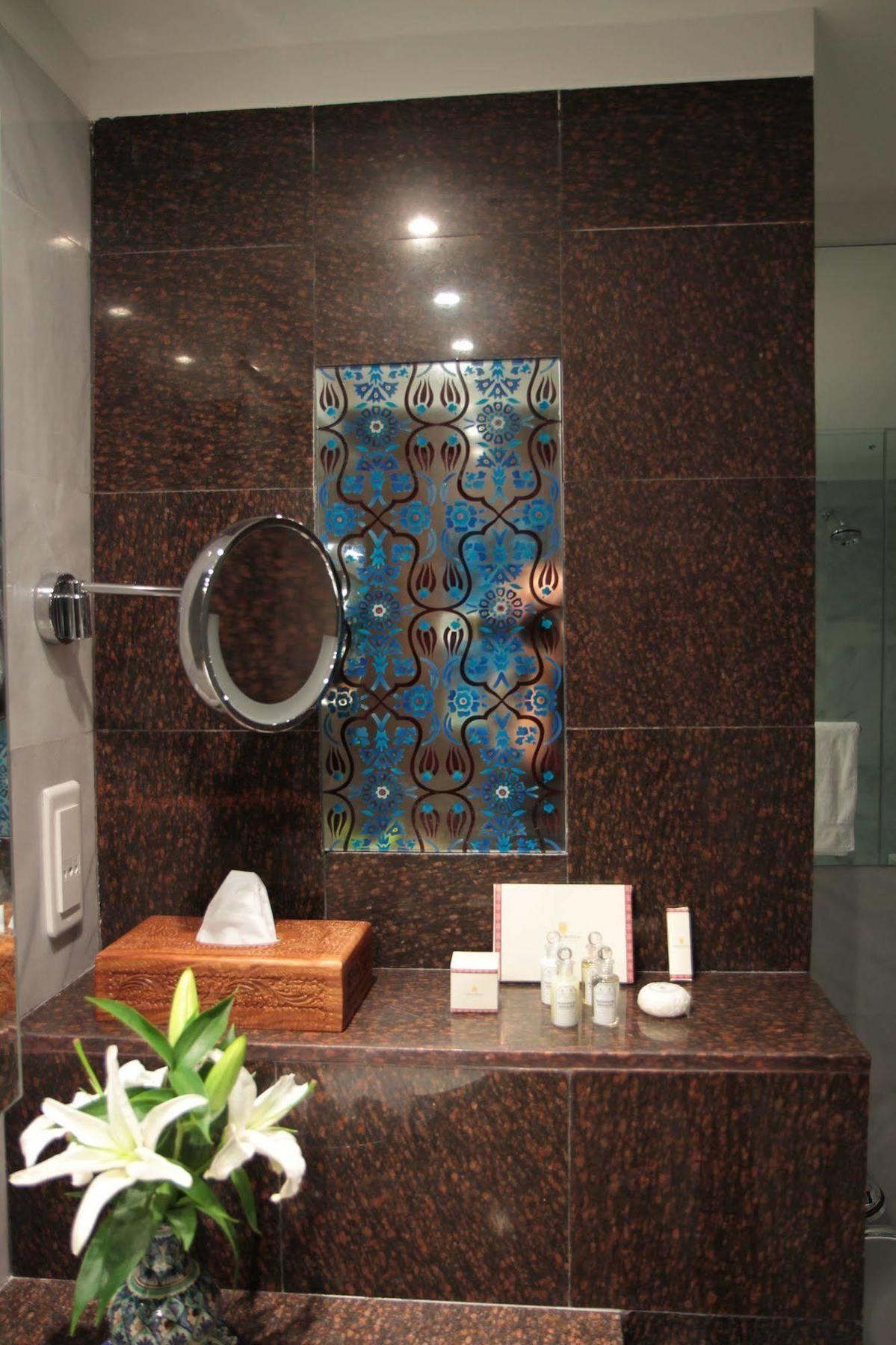 Dushanbe Serena Hotel Екстер'єр фото